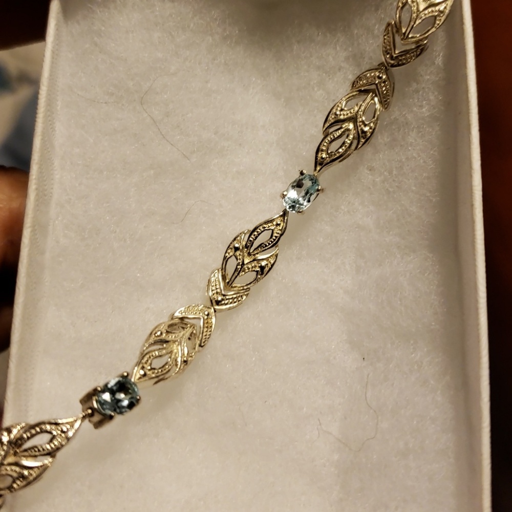Bracelet